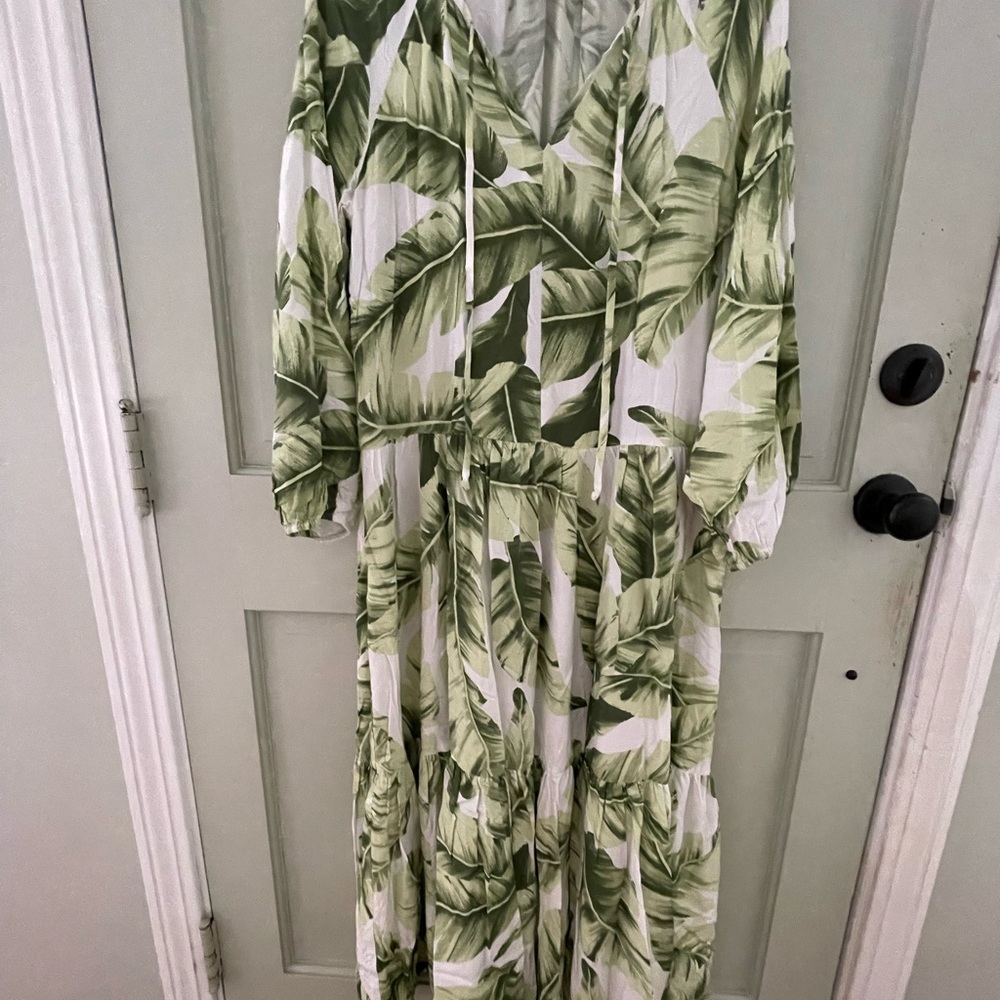 Tropical Green Leaf Maxi Dress
